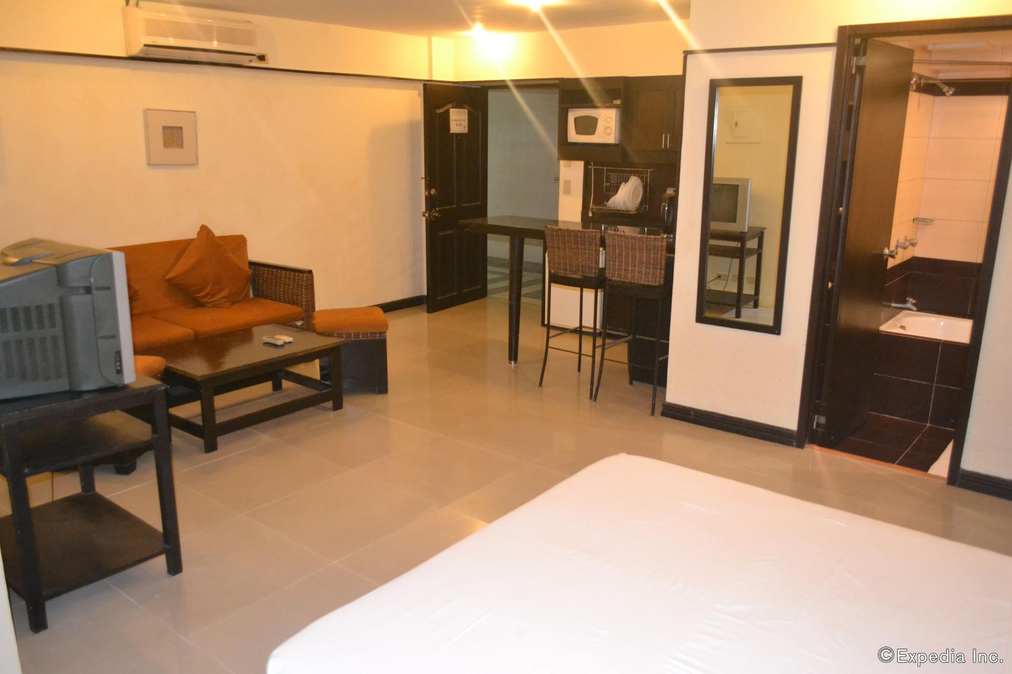 Lancaster Hotel Cebu Lapu-Lapu City Kültér fotó