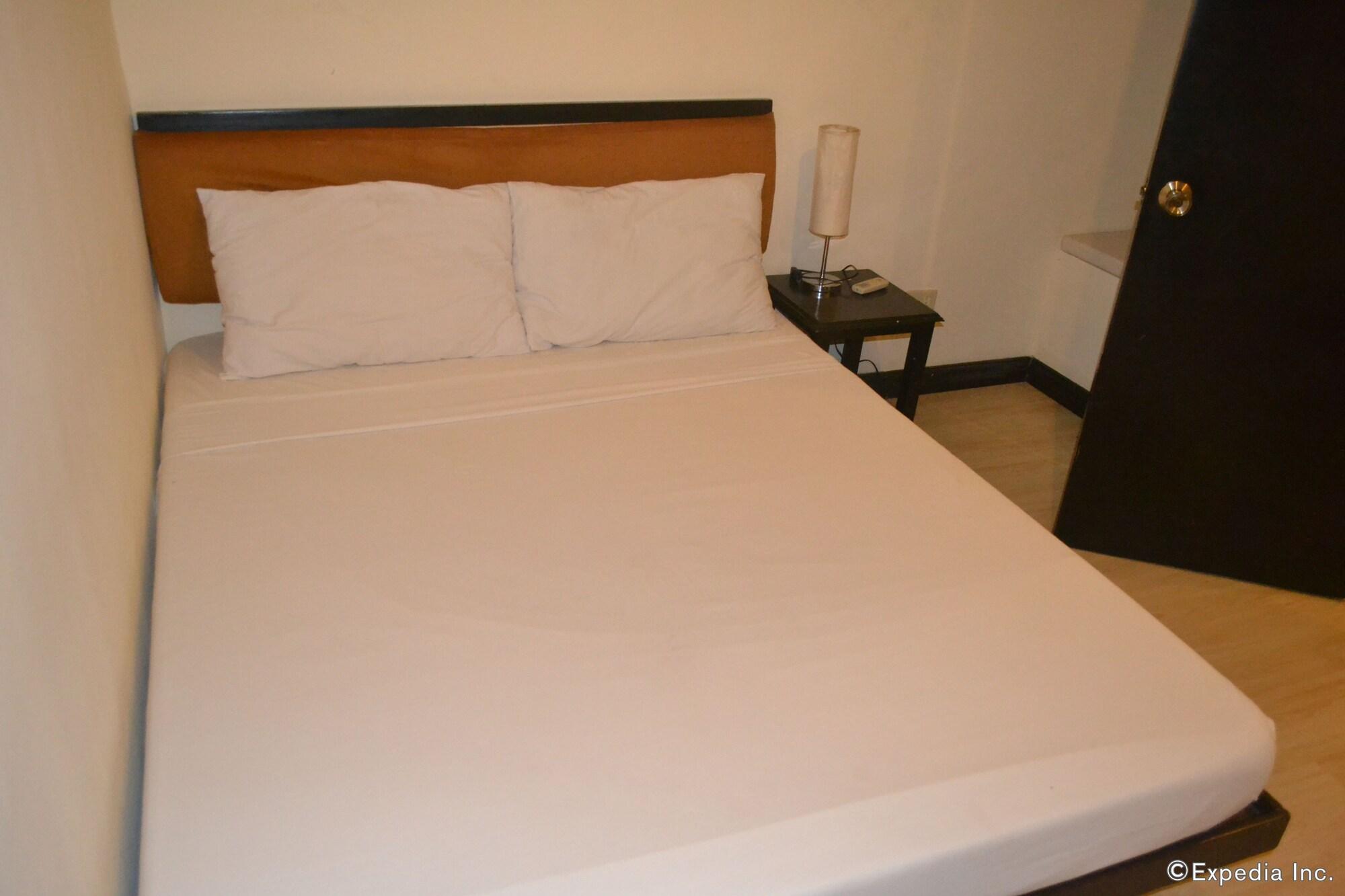 Lancaster Hotel Cebu Lapu-Lapu City Kültér fotó