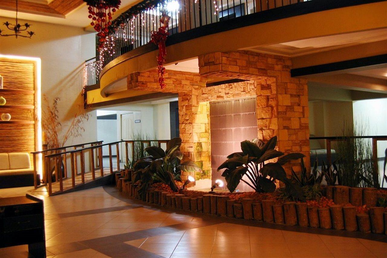 Lancaster Hotel Cebu Lapu-Lapu City Kültér fotó