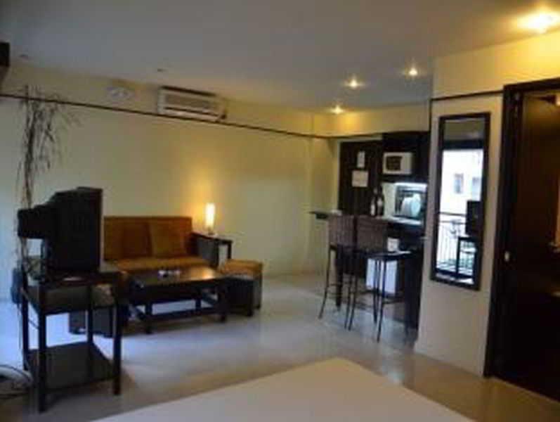 Lancaster Hotel Cebu Lapu-Lapu City Kültér fotó
