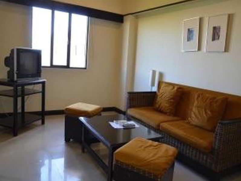 Lancaster Hotel Cebu Lapu-Lapu City Kültér fotó